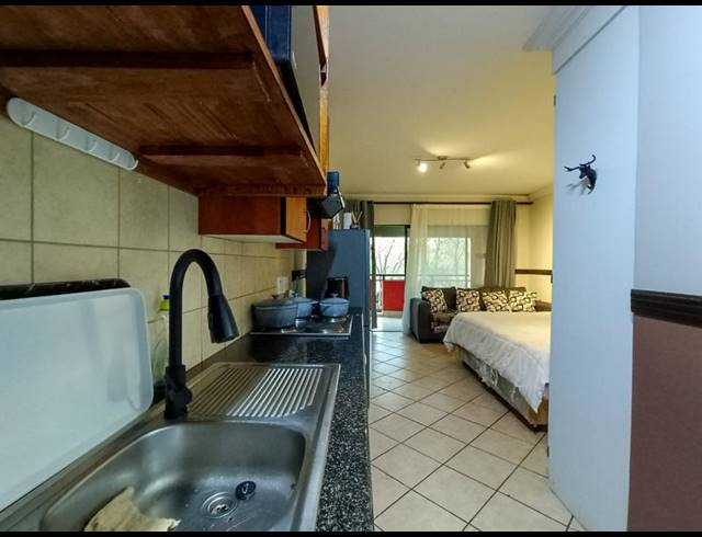 1 BEDROOM APARTMENT FOR SALE IN OUKRAAL ESTATE